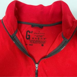 Gap athletic fit light fleece sweatshirt